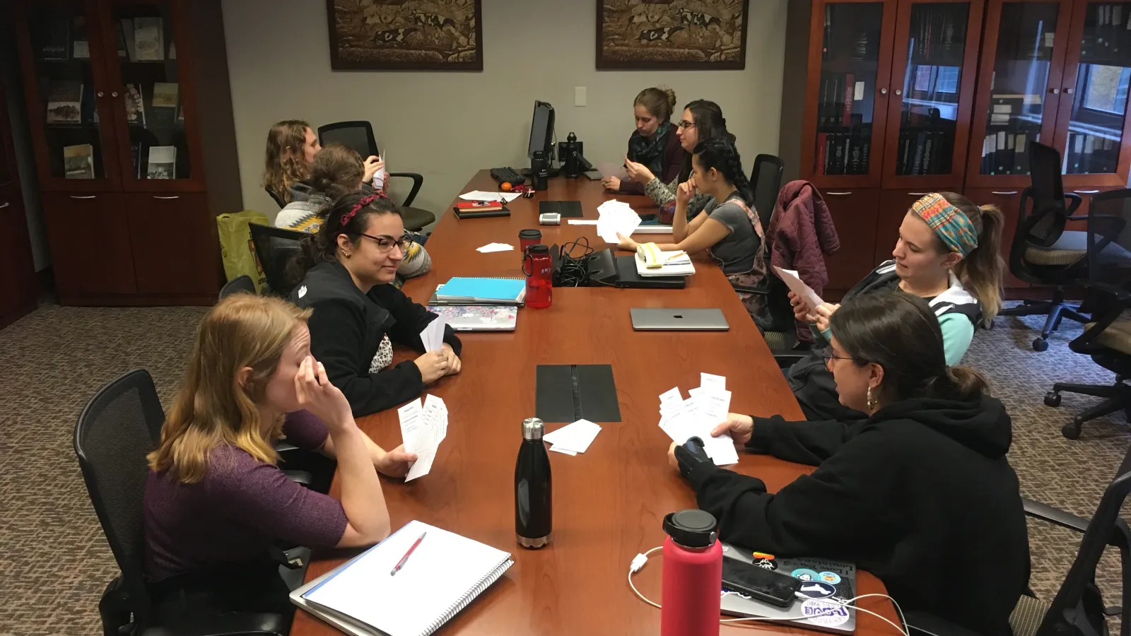 Students playing Go Theory in graduate seminar on anthropological theory.