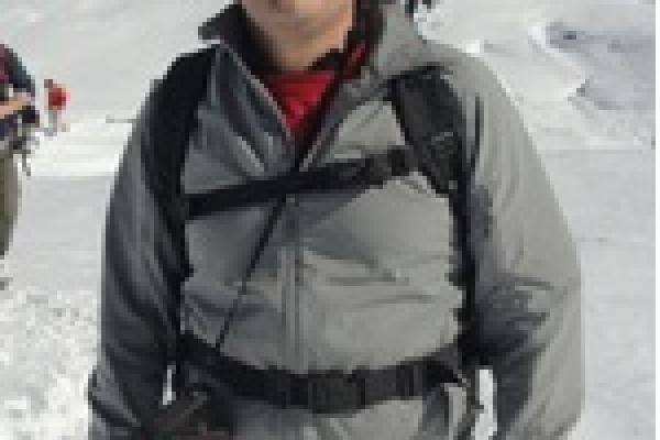 Postdoctoral Researcher Alfonso Fernández